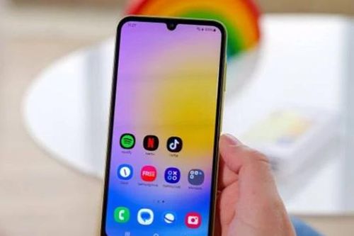 Galaxy A25 lột xác về trang bị giá rẻ như bèo, lấn át iPhone 16 ở mức giá chỉ hơn 5 triệu đồng
