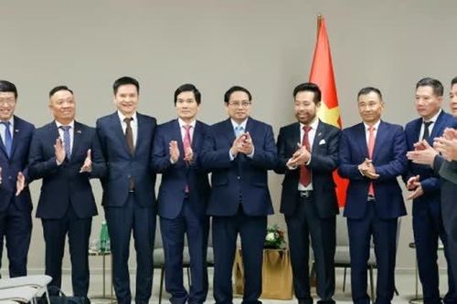 Thủ tướng: Doanh nhân Việt kiều cần phát huy lợi thế kết nối chuỗi cung ứng