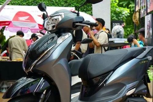 Giá xe Honda LEAD 2025 tháng giữa 1/2025 rẻ ngỡ ngàng, khách Việt săn đón hơn Vision và SH Mode