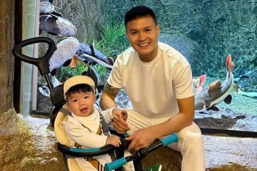 Quang Hải 'chơi' hàng hiệu chẳng kém cạnh vợ