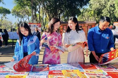 Hội Báo Xuân Ất Tỵ 2025 Gia Lai rộn ràng, hấp dẫn