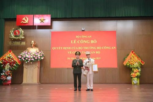 Đại tá Nguyễn Quốc Toản làm Chánh Văn phòng Bộ Công an