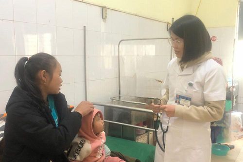 Tuần Giáo chủ động điều trị, chăm sóc sức khỏe người dân dịp tết