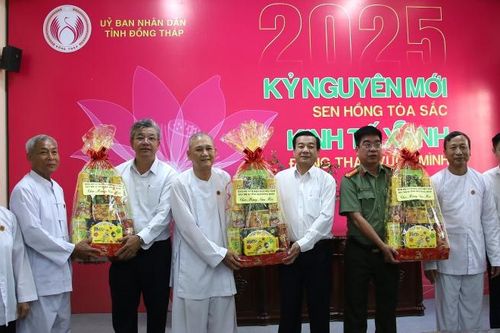 Ban Trị sự Tịnh độ Cư sĩ Phật hội Việt Nam tỉnh thăm, chúc Tết lãnh đạo UBND tỉnh