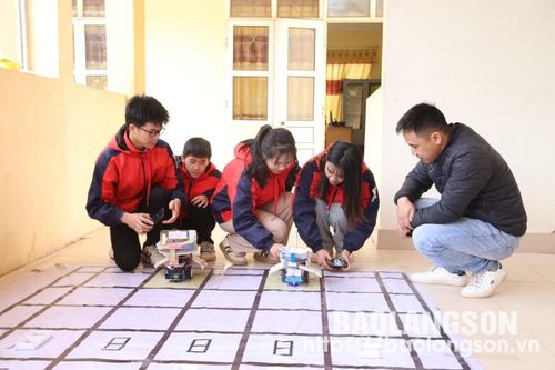 Học sinh Đình Lập ghi dấu ấn với cuộc thi rô-bốt cấp tỉnh