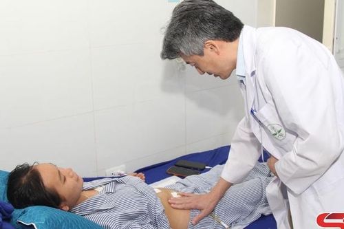 Thi đua nghiên cứu khoa học ở Bệnh viện tỉnh