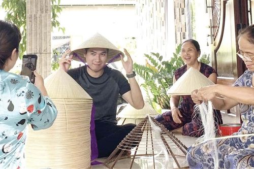 Làng nghề làm nón lá ở Thanh Tân