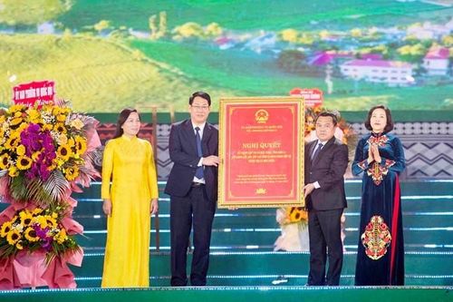 Sơn La: Công bố Nghị quyết về thành lập thị xã Mộc Châu