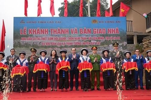 Bộ Công an khánh thành 2 khu dân cư tái thiết ở Lào Cai