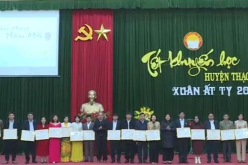 Tết khuyến học Xuân Ất Tỵ tại huyện Thạch Thành (Thanh Hóa)