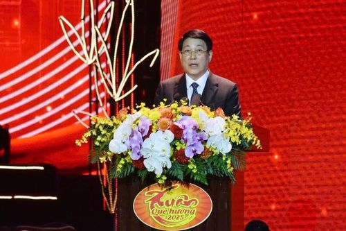 Xuân Quê hương 2025: Cùng nhau gìn giữ, vun đắp khối đại đoàn kết, hướng về tương lai tươi sáng
