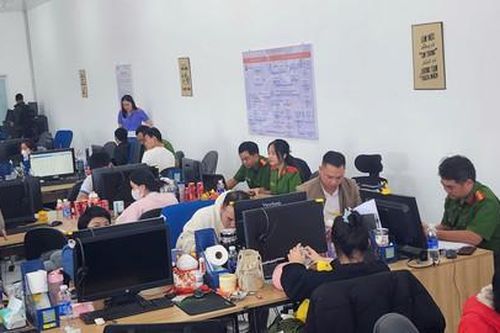 Mua hơn 3,2 ngàn tỉ đồng nợ xấu để đòi nợ theo kiểu 'khủng bố'