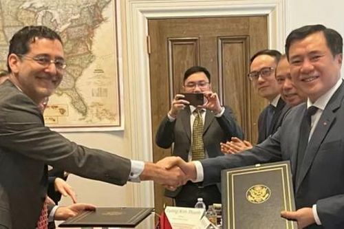 Việt Nam-Hoa Kỳ ký thỏa thuận về thuế chống bán phá giá cá tra, basa tại WTO