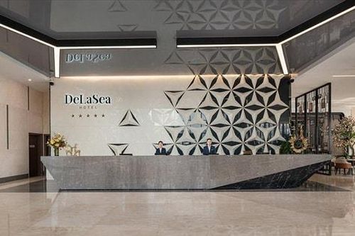 Kỳ nghỉ 5 sao giữa vịnh di sản tại DeLaSea Ha Long Hotel