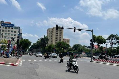 Hàng triệu người dân Hà Nội và miền Bắc ngán ngẩm điệp khúc thời tiết kéo dài những ngày tới