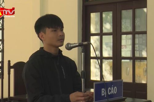 Lĩnh 18 tháng tù vì mua bán gần 20kg pháo