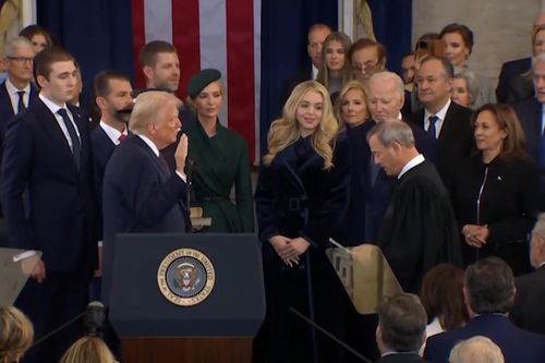 Thời khắc quan trọng trong ngày nhậm chức của ông Trump