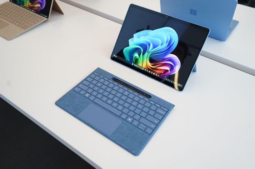 Thị trường PC 'hồi sinh' nhờ AI