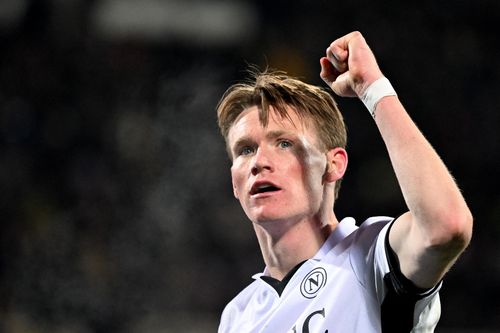 Man Utd trả giá đắt cho thương vụ McTominay