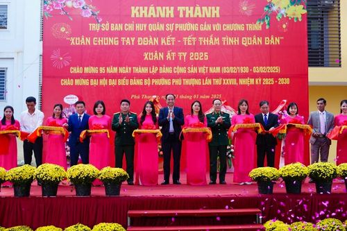 Tây Hồ: tổ chức Chương trình 'Xuân chung tay đoàn kết-Tết thắm tình quân dân'