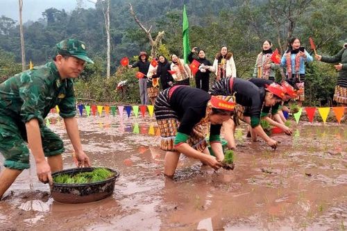 Nhiều hoạt động thiết thực dành cho nhân dân địa bàn biên giới dịp Tết Nguyên đán