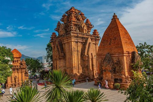 Tháp Bà Ponagar - Di sản ngàn năm được vinh danh di tích quốc gia đặc biệt