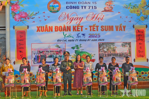 Công ty 715 (Binh đoàn 15) chi hơn 1,8 tỷ đồng chăm lo Tết cho người lao động và nhân dân