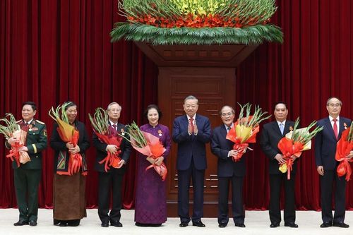 Đồng lòng vượt qua mọi khó khăn, thách thức, đưa đất nước phát triển nhanh, bền vững trong kỷ nguyên mới