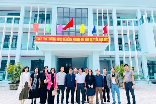 Quận Liên Chiểu trao đổi kinh nghiệm về giáo dục STEM thư viện số tại Tam Kỳ