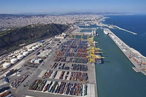 Tây Ban Nha: Nổ tại cảng Barcelona gây hỏa hoạn, ít nhất 1 người thiệt mạng