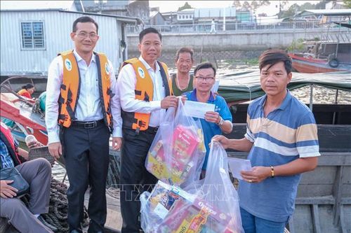 Nhiều hoạt động thiết thực chăm lo Tết cho nhân dân