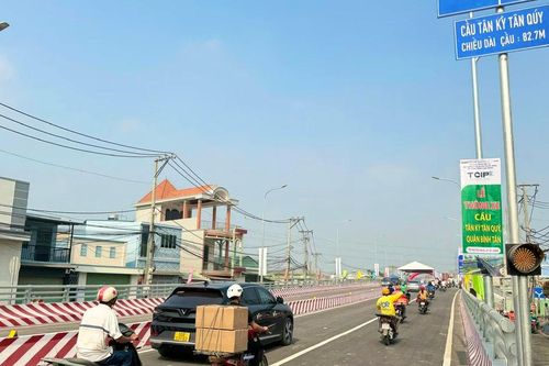 TPHCM: Chính thức thông xe cầu Tân Kỳ Tân Quý