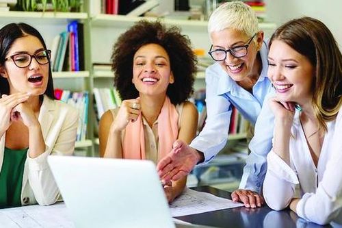 Phụ nữ sẽ kiểm soát hơn 50% tài sản toàn cầu trong năm 2025