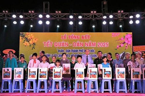 Châu Đốc tổng kết hoạt động Tết quân - dân năm 2025