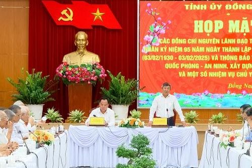 Họp mặt nguyên lãnh đạo tỉnh nhân kỷ niệm 95 năm thành lập Đảng và mừng Xuân Ất Tỵ