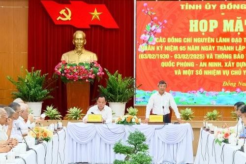 Họp mặt các đồng chí nguyên lãnh đạo tỉnh nhân kỷ niệm 95 năm Ngày thành lập Đảng Cộng sản Việt Nam và xuân Ất Tỵ 2025