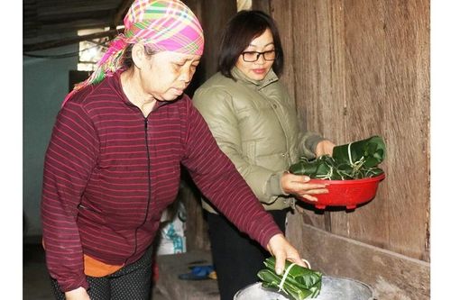 Độc đáo bánh gio, rượu hoán của người Mông ở Ya Hội