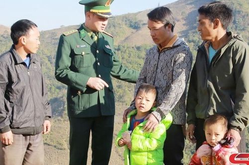 Mộc Châu xây dựng khu vực biên giới ổn định, vững mạnh