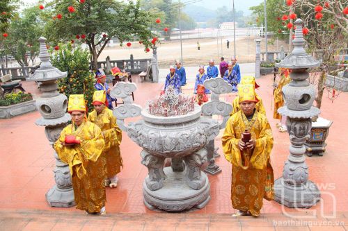 Sẵn sàng cho ngày khai hội Cầu Muối