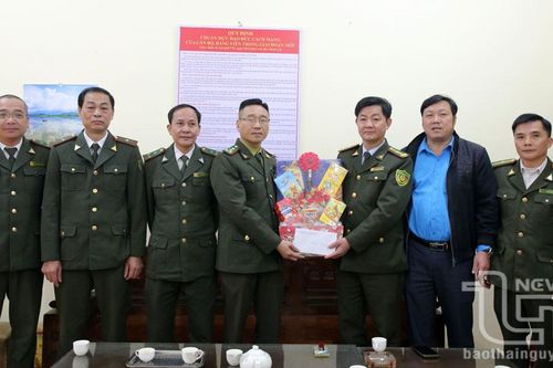 Động viên lực lượng Kiểm lâm trực phòng, chống cháy rừng
