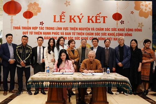 Quỹ từ thiện Hạnh Phúc và Ban từ thiện trung ương khởi động mối quan hệ hợp tác chiến lược