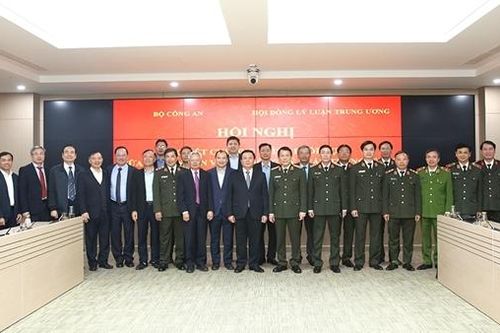 Tăng cường phối hợp giữa Bộ Công an và Hội đồng Lý luận Trung ương