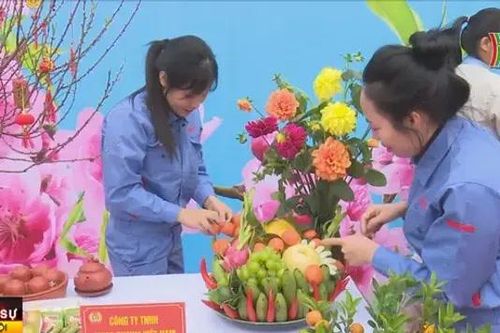 Công nhân ấm no nhờ 'Tết sum vầy'