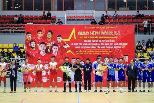 Quang Hải, Duy Mạnh có hành động ấm lòng trước Tết