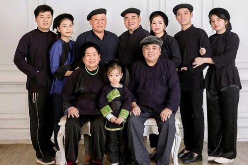 Chụp ảnh ngày Tết - lưu giữ Tết đoàn viên