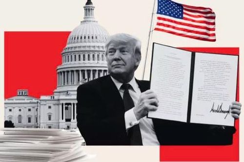 Tổng thống Donald Trump ký hàng loạt sắc lệnh ngay trong ngày nhậm chức