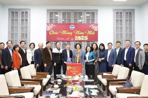 Thứ trưởng Nguyễn Thị Liên Hương: Giám sát chặt chẽ, chủ động phòng chống dịch bệnh dịp Tết Ất Tỵ