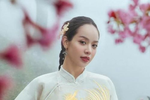 Hoa hậu Thanh Thủy lập công lớn cho nhan sắc Việt trước thềm Tết Ất Tỵ