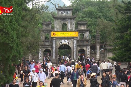Xử lý nghiêm hành vi ép giá, bắt chẹt khách du lịch trong các lễ hội