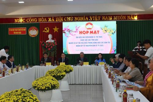 Ninh Thuận: Gặp mặt nhân sĩ, trí thức, chức sắc tôn giáo, người có uy tín